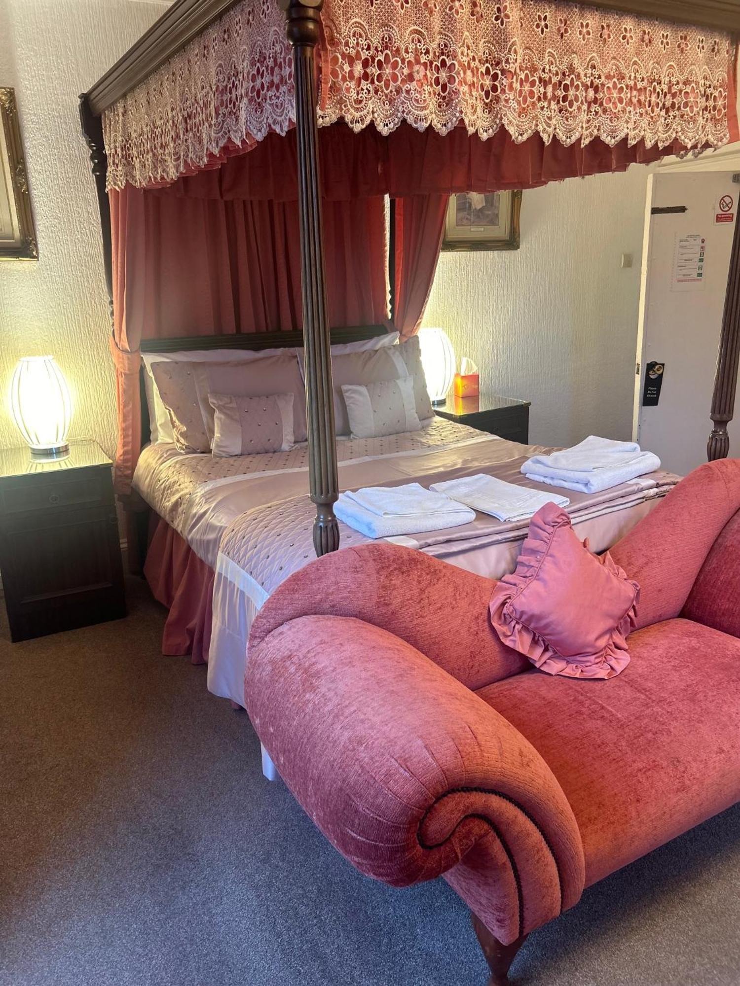 Parlors Hall Hotel Bridgnorth Bagian luar foto