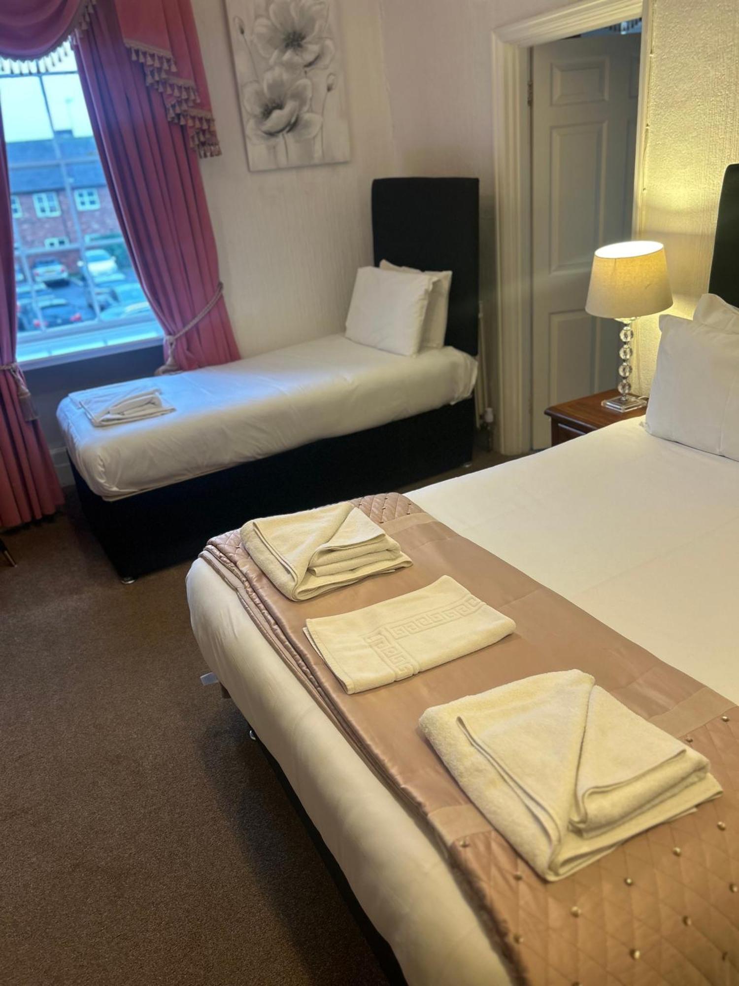 Parlors Hall Hotel Bridgnorth Bagian luar foto